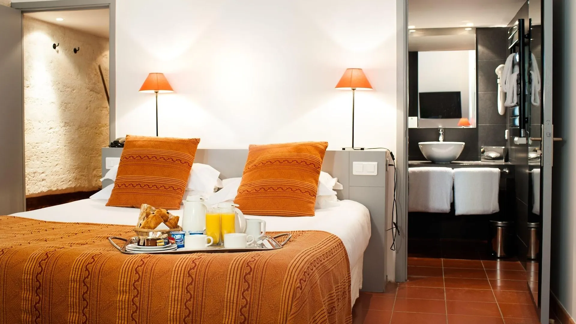 Hotel Cloitre Saint Louis Aviñón 4*,