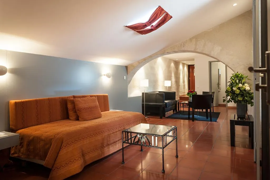 Hotel Cloitre Saint Louis Aviñón