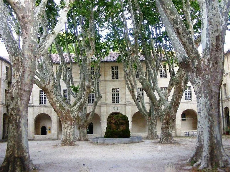 Hotel Cloitre Saint Louis Aviñón